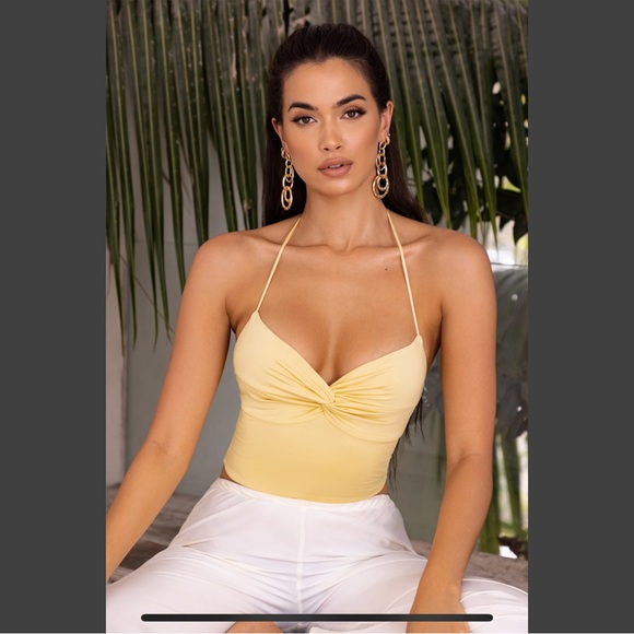 BRAND NEW OH POLLY TWIST KNOT HALTER TOP IN YELLOW - Picture 5 of 7